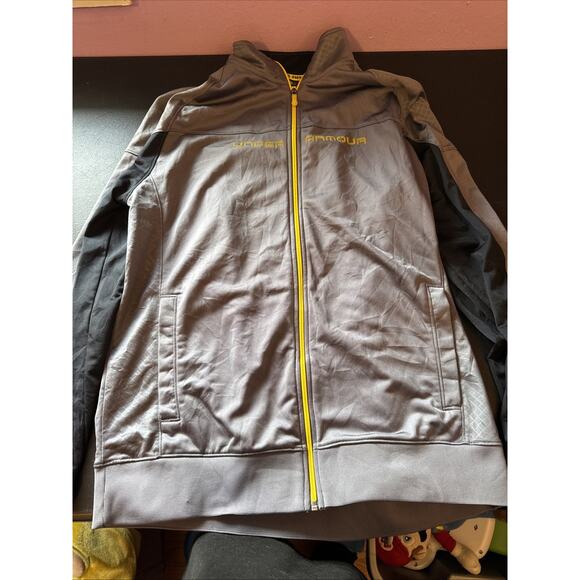 Under Armour Mens Jacket Size XL Windbreaker Full Zip Loose Yellow Gold Black - Picture 1 of 10